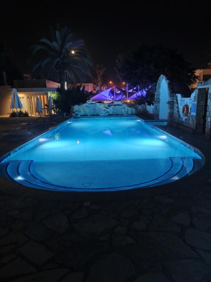 Dionysos Central Pafos Dış mekan fotoğraf