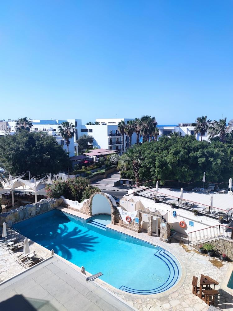 Dionysos Central Pafos Dış mekan fotoğraf
